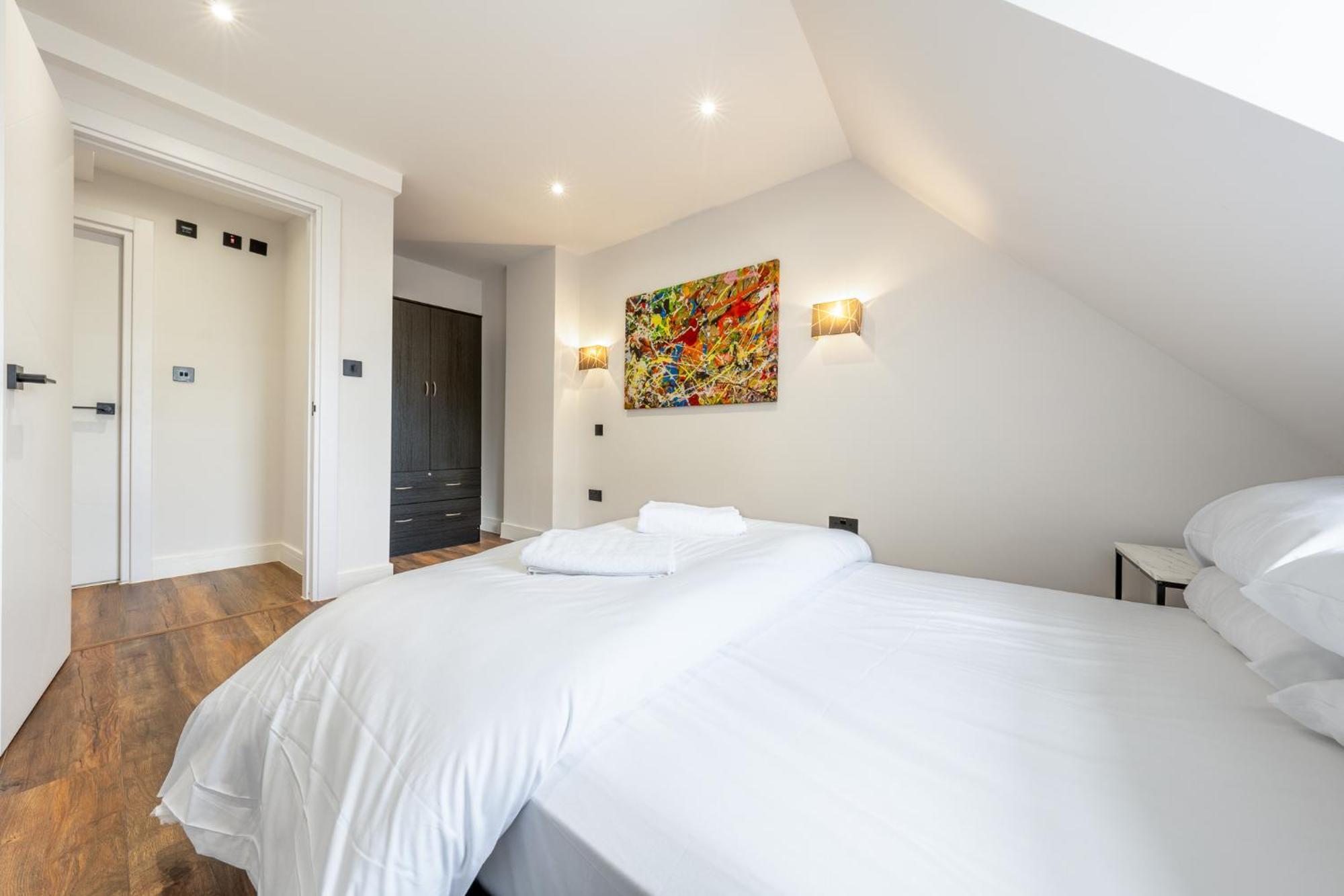 7 - West London Brand New Loft Apartment Exterior photo